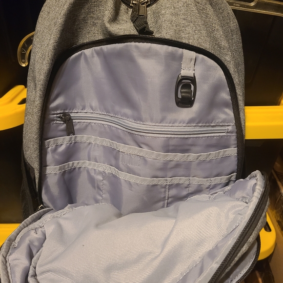 Under Armour UA Contender Storm Backpack Graphite/Heather - Picture 4 of 7